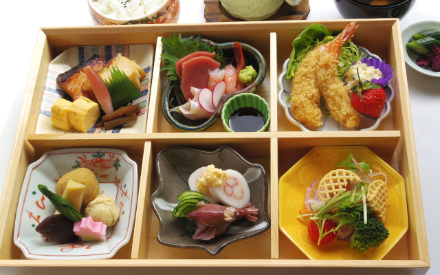 旬の食材を使用したお弁当
